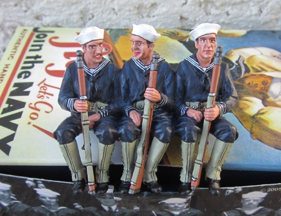  King & Country, USN013, Three Sitting Sailors, Retired, Boxed — image 2