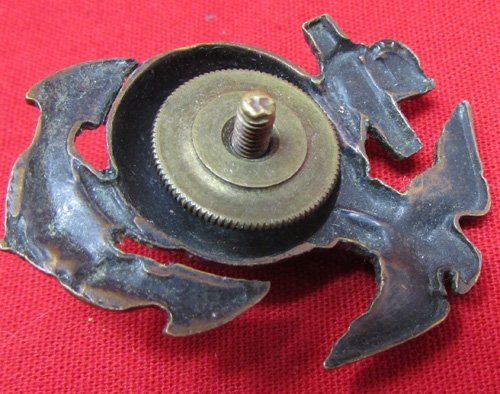  US Early WWII USMC Enlisted EGA Hat Device — image 3