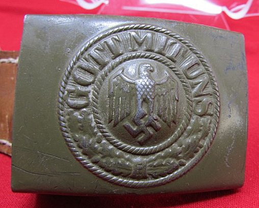  German WWII Army Enlisted Steel Buckle & Partial Leather Tab, 1940 — image 4