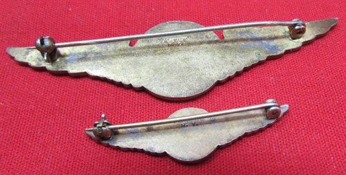  US WWII Navy Observer Wings, Fullsize & Mini, Vanguard Mfg, Pinback, — image 3
