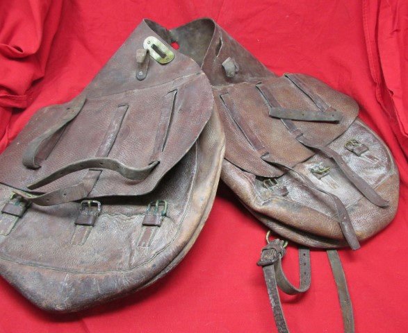  US WWI Era, 1904 Pattern Cavalry Saddle Bags, RIA — image 2