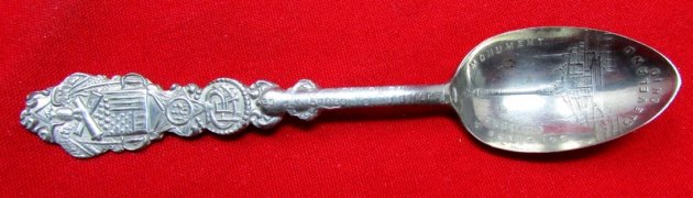  US Post Civil War, GAR Souvenir Spoon, Soldiers & Sailors Monument — image 2