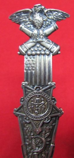 US Post Civil War, Sterling GAR Souvenir Spoon — image 3