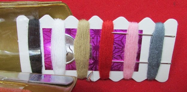  US WWII Army Nurse Corps Sewing and Manicure Kit — image 5