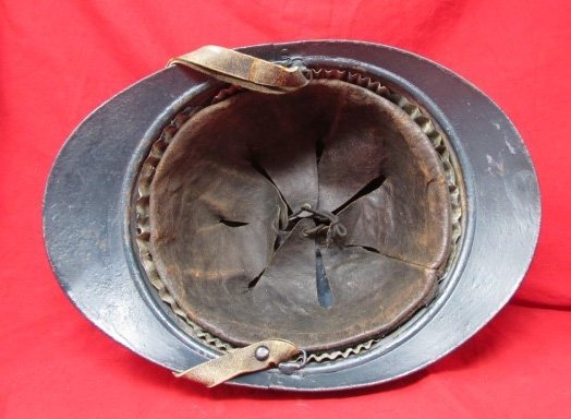  French WWI Adrian Pattern Artillery Helmet, Complete — image 5