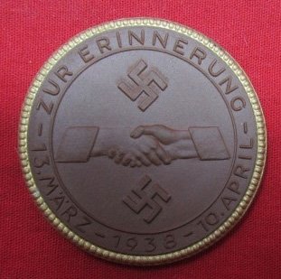  German WWII Meissen Table Medal, Zur Erinnerung Marz 13-April 10, 1938 — image 2