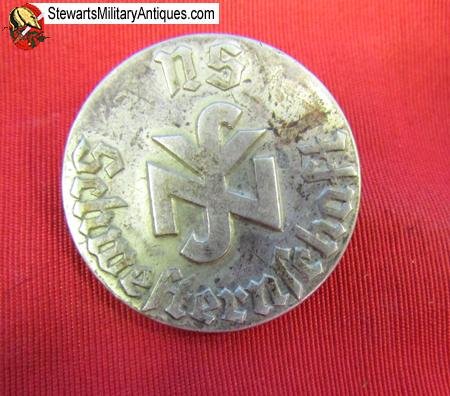  German WWII Frauenschaft Honor Badge, 800 Silver Serial Numbered — image 2