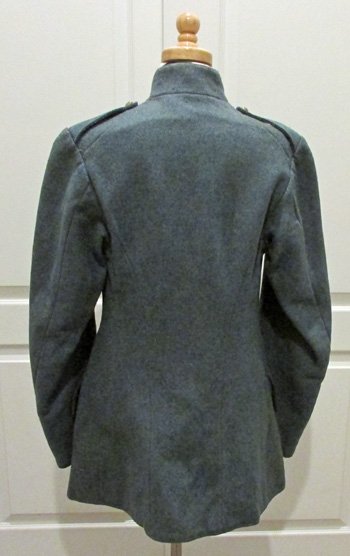  French WWI Enlisted Horizon Blue Tunic, 68th Artillery — image 5