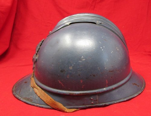  French WWI Adrian Pattern Artillery Helmet, Complete — image 4