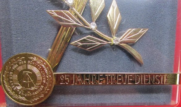  East German Navy, Cold War, Cased Miniature Dagger & Document with Original Case 25 Years — image 6