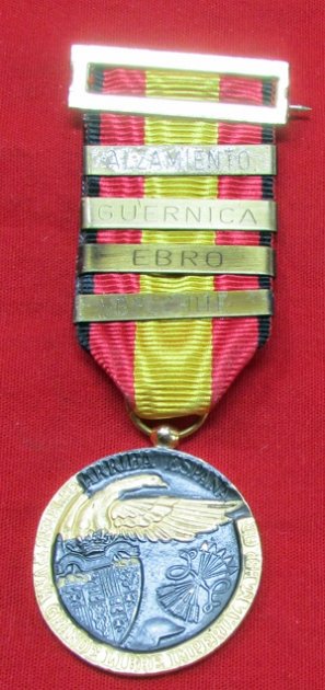  Spanish Civil War Campaign Medal With Four Campaign Clasps — image 2