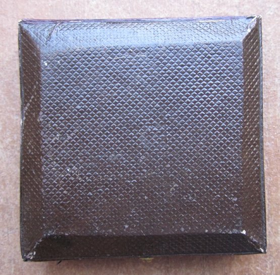  French, Crimean War, Cased Bronze Medal, Napoleon, Queen Victoria & The Sultan of Turkey — image 5