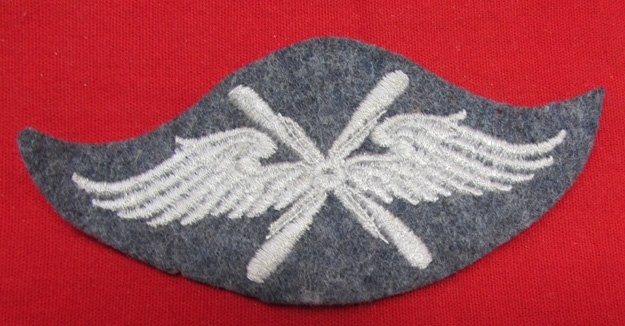  German WWII, Luftwaffe Flight Personnel Sleeve Insignia — image 2