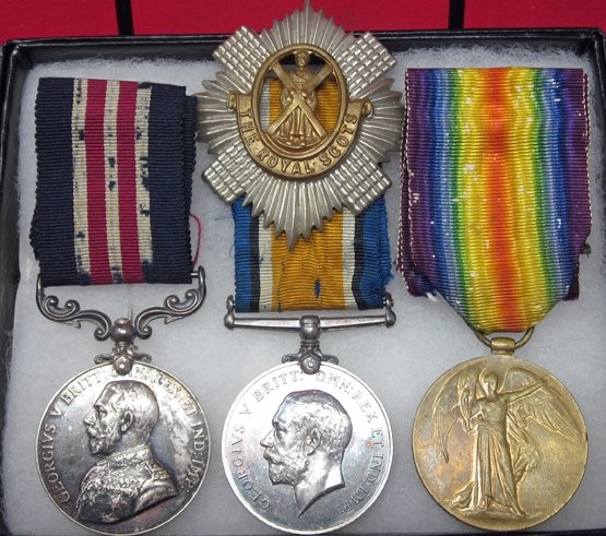  British WWI Military Medal Trio, Royal Scotts, McEwan 42159 — image 2