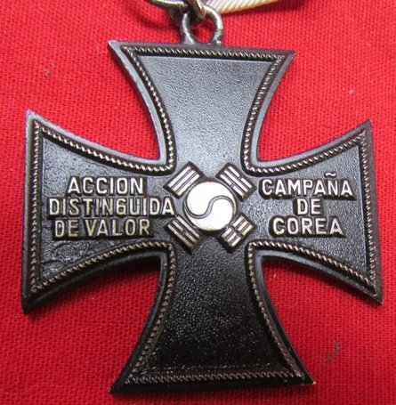  Colombia, Korean War, Distinguished Service Medal & Miniature, Cruz de Hierro — image 4