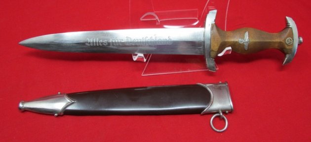 German WWII M1933 SA Enlisted Dagger, Ground Rohm Eickhorn Mfg. — image 4