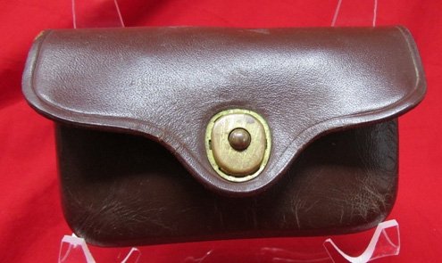  US Korean War, Brown Leather Carlisle Bandage Pouch & Bandage, JQMD 1952 — image 2