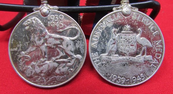  British-Australian WWII 2 Place Medal Set, Named — image 3