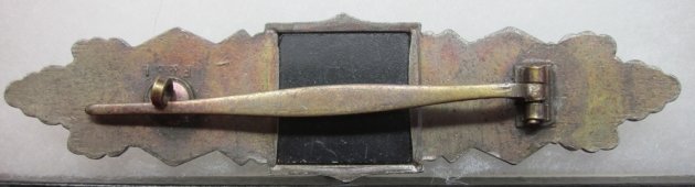  German WWII Bronze Close Combat Badge, Steinhauer & Luck — image 3