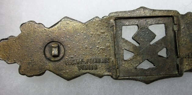  German WWII Bronze Close Combat Badge, Peekhaus, No Clasp — image 4