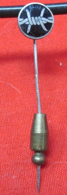  British-ANZAC, Post WWI Veterans Stickpin, Barbed Wire — image 3