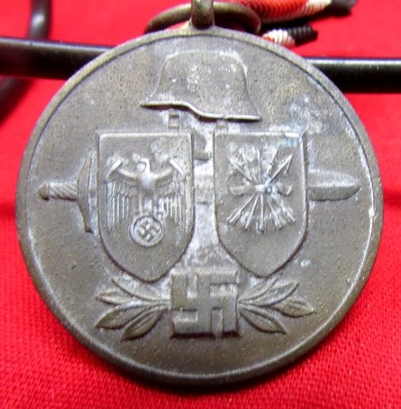  German WWII Medal, Spain in Russia — image 3