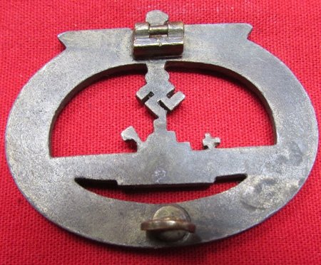  German WWII Kriegsmarine U-Boot Badge, Zinc, No Pin — image 3