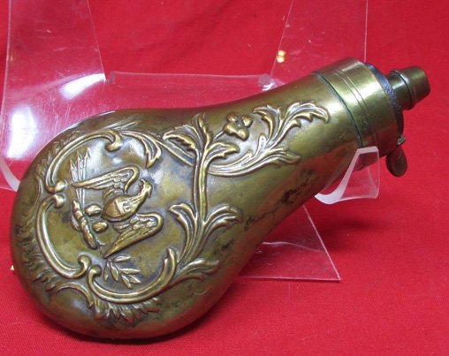 US Civil War Era, Brass Powder Flask, Medium Size Powder Flask, American Eagle Motif — image 2