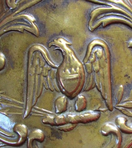  US Civil War Era, Brass Powder Flask, Medium Size Powder Flask, American Eagle Motif — image 3
