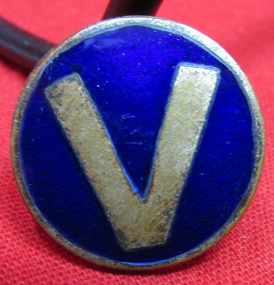  British WWII, Blue Enameled Victory Lapel Button — image 2
