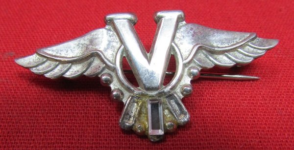  US WWII Patriotic Victory Pin, Sterling Silver — image 2