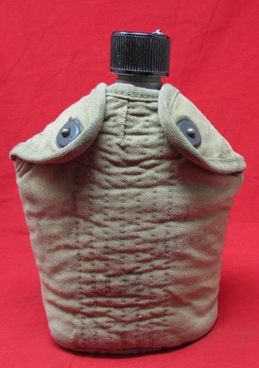  US WWII Canteen, Cup and Cover Set, 1945 Canteen — image 2