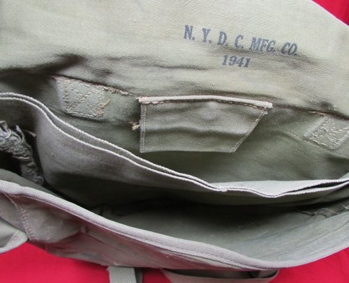  US WWII USMC Marked M1936 Musette Bag, Complete, 1941 Date — image 6