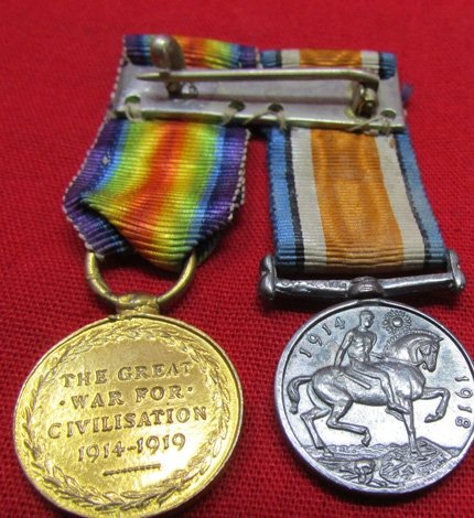 British WWI War Medal and Victory Medal, Miniature — image 3