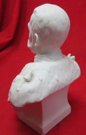  British WWI Bisque Bust of King George V, — image 5