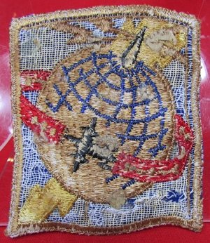  US WWII Airways Communication Systems SSI, Gold Edge & Globe, Wool — image 3