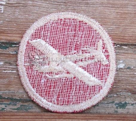  US WWII Glider Artillery Officers Overseas Hat Insignia — image 3