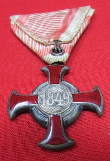  Austrian WWI Era, Silver Merit Medal, with Swords — image 3