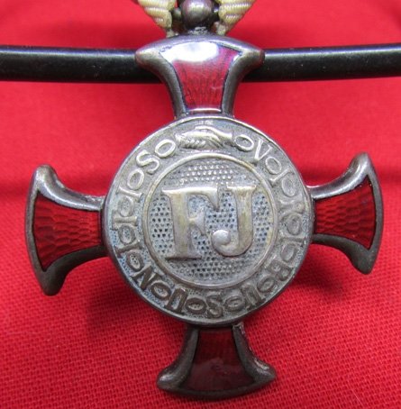  Austrian WWI Era, Silver Merit Medal, with Swords — image 4