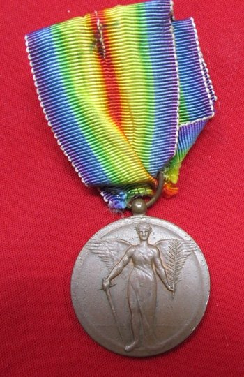  Romanian WWI Victory Medal, Unofficial, Type 2 Pattern — image 2