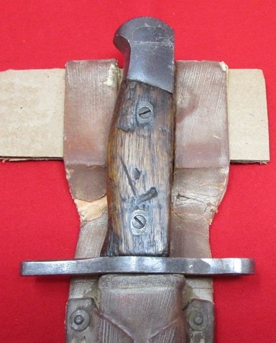  Japanese WWII Type 30 Bayonet, Star K, Rubberized Scabbard — image 3