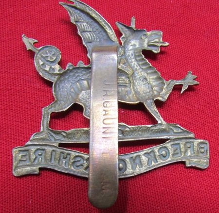  British WWI-WWII Cap Badge, Brecknockshire Regiment — image 4