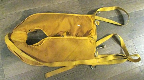  US Korean War  USAF Aviation Mae West Flotation Vest, 1951 — image 2