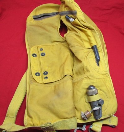  US Korean War  USAF Aviation Mae West Flotation Vest, 1951 — image 7