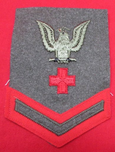  US WWII, US Navy/USMC, 3rd Class Pharmacist Mate Chevron — image 2