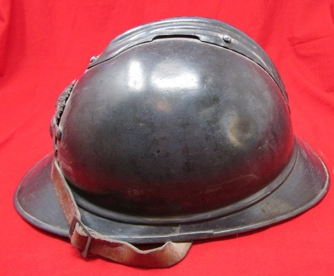  French WWI Adrian Pattern Artillery Helmet, Complete — image 4