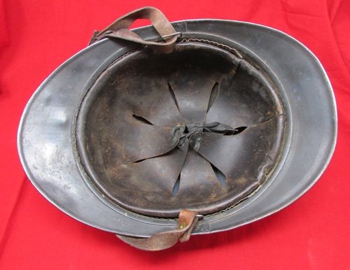  French WWI Adrian Pattern Artillery Helmet, Complete — image 5