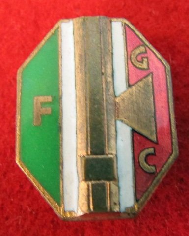  Italian WWII Fascist Youth Lapel Badge, Enameled Brass — image 3