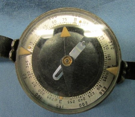  Soviet WWII Wrist Compass & Wrist Strap, 1940 — image 3