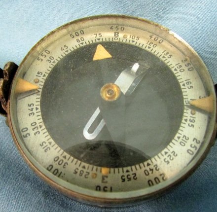  Soviet WWII Wrist Compass & Wrist Strap, 1940 — image 4